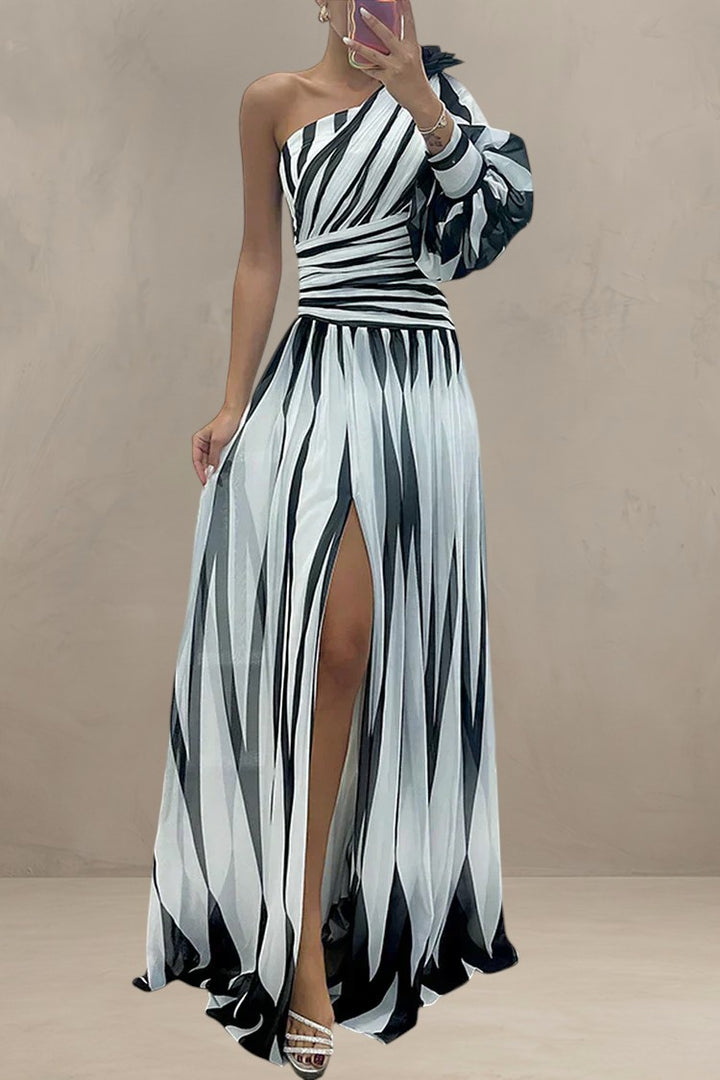 SANDRA | OFF-SHOULDER STRIPED MAXI DRESS