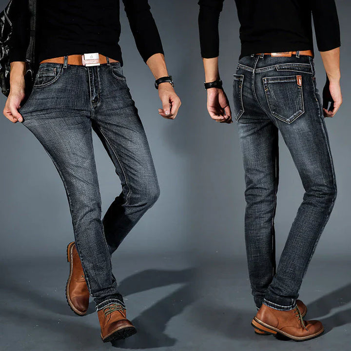 JAMES | Tapered Stretch Jeans