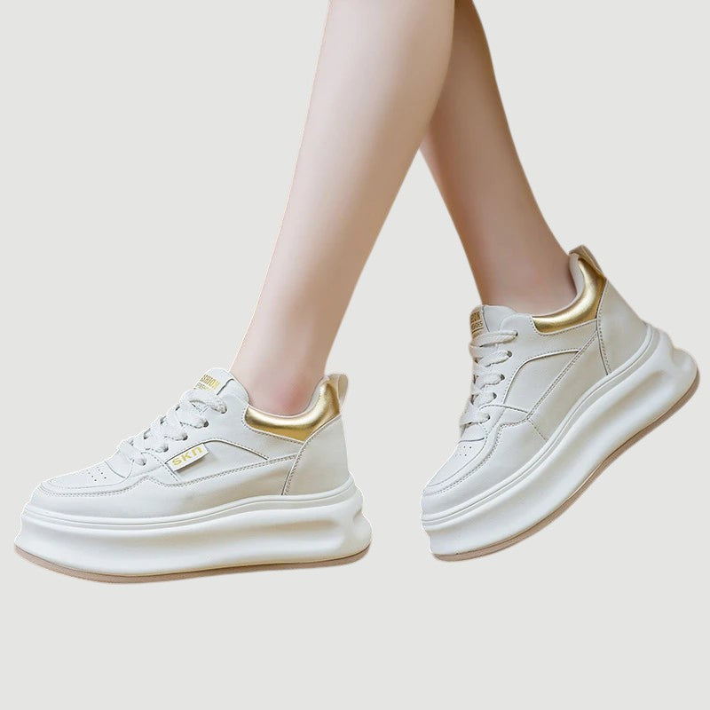 SORA | ORTHOPAEDIC TRAINERS