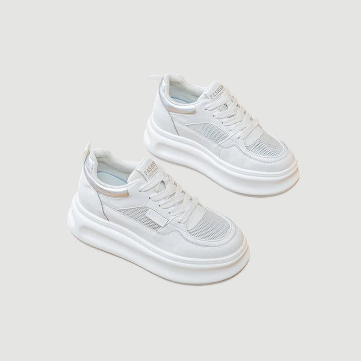 SORA | ORTHOPAEDIC TRAINERS