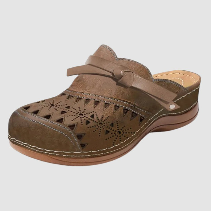 DELILAH | COMFORTABLE ORTHOPAEDIC CLOGS