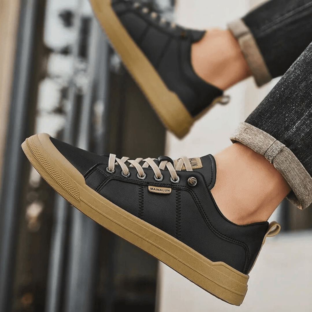 MAX | LEATHER LOW TOP TRAINERS